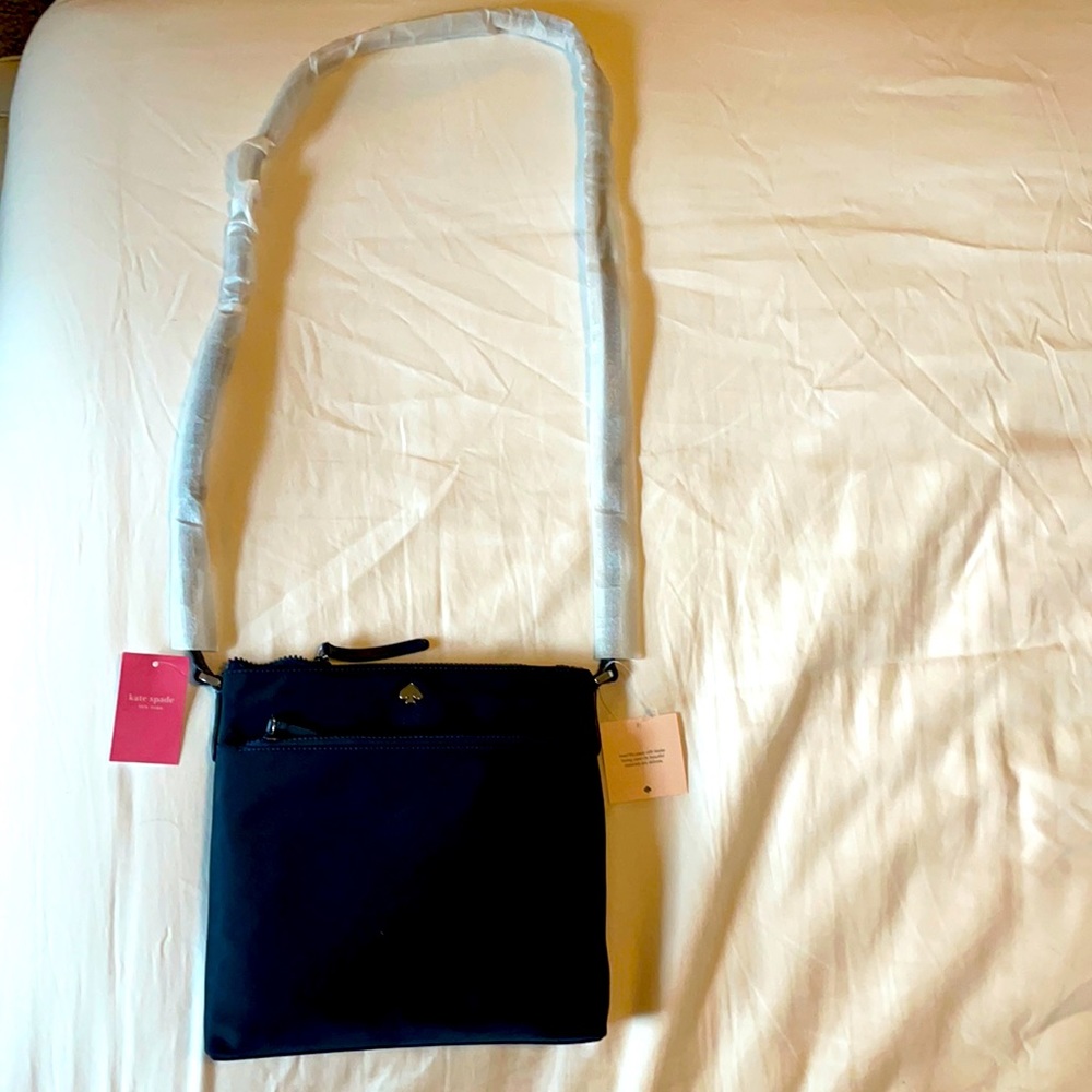 Kate Spade flat crossbody Jae in Nightcap. NWT